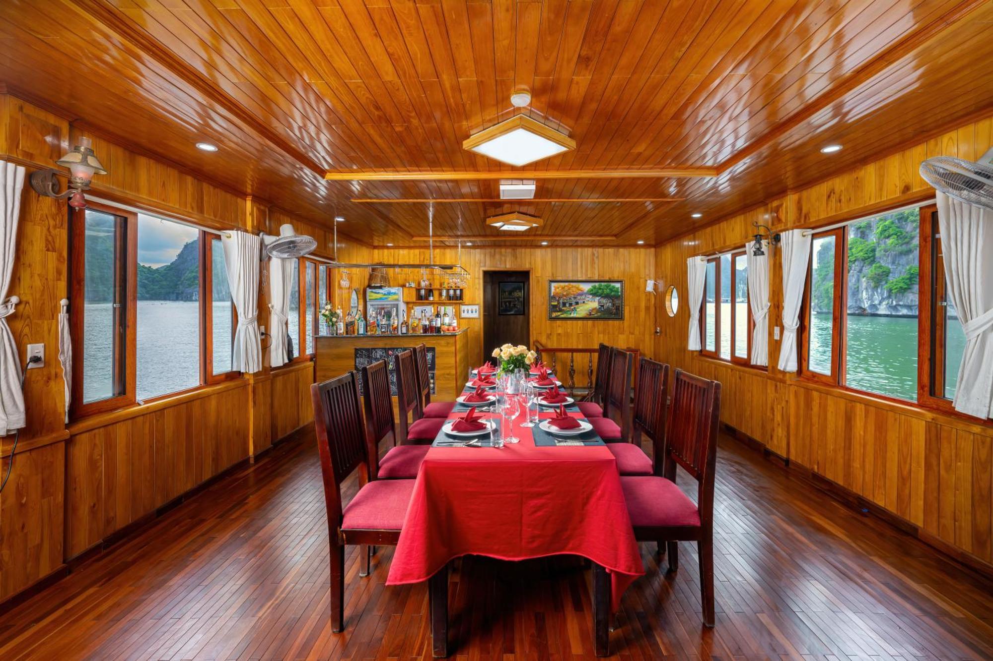 מלון הלונג Sunlight Boutique Cruise - Cat Ba Island מראה חיצוני תמונה